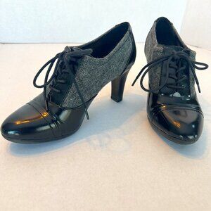 Anne Klein Iflex Oxford Heels – Lace-up Tweed and Black Patent Leather Size 6.5
